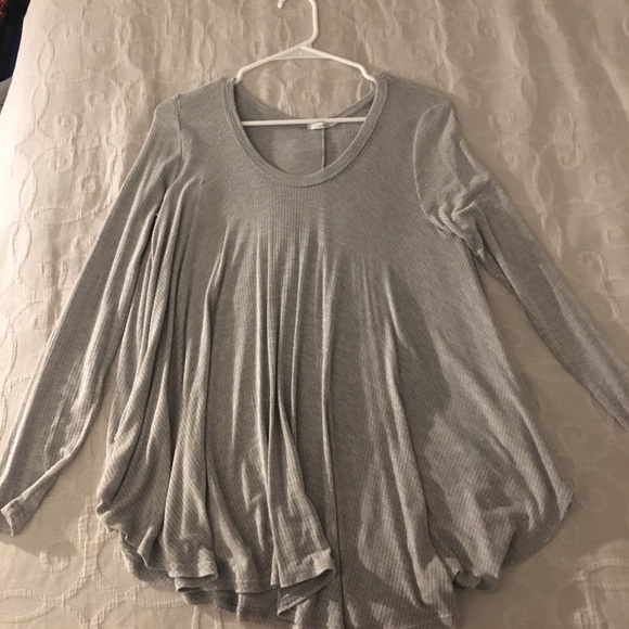 Acemi Tops - Flowy gray ribbed longsleeve